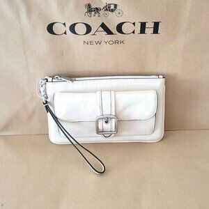 Coach CDY04 Ashton Wristlet Shiny crinkle leather Chalk Patent Clutch Bag Wallet
